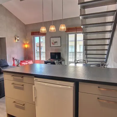 Livia Croisette 31 H Apartment *